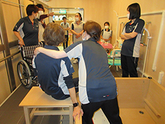 入浴の研修会 8/8